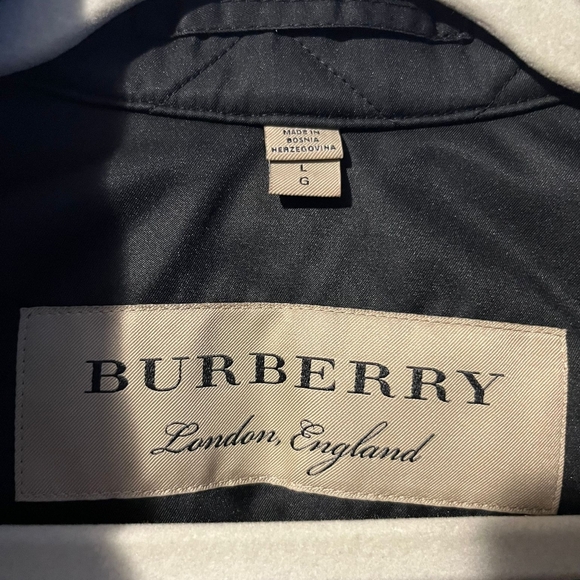 It too small for me - Picture 2 of 4